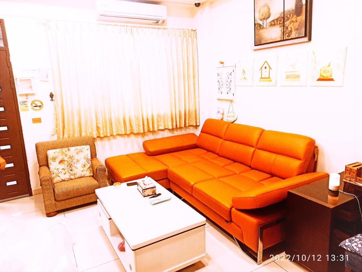 Birds Flower B&B Wujie Bagian luar foto